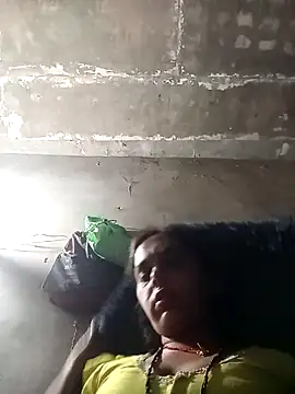 CUTE V SEXY online show from 11-09-25, 03:32