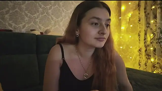 Snapshot of SweetLiaison chatting on 03-09-26, 05:17 SweetLiaison online show from 03-09-26, 05:17