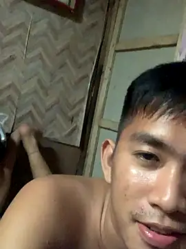 Snapshot of denzkylexx chatting on 11-10-25, 09:14 denzkylexx online show from 11-10-25, 09:14