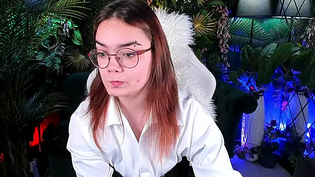 Lily  Evans online show from 11-13-25, 07:40