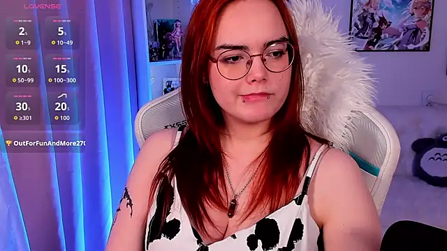 Snapshot of Lily__Evans chatting on 02-20-26, 07:10 Lily Evans online show from 02-20-26, 07:10