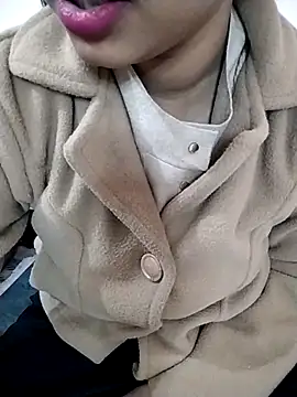 Sexy Divya   online show from 12-20-25, 05:58