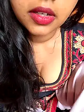 Sexy Divya   online show from 05-29-26, 01:25
