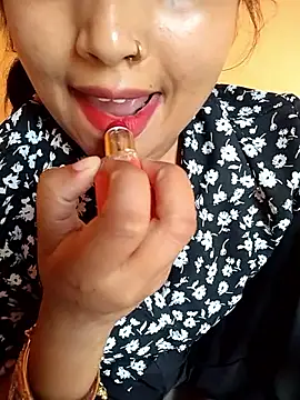 Sexy Divya   online show from 06-06-26, 05:45