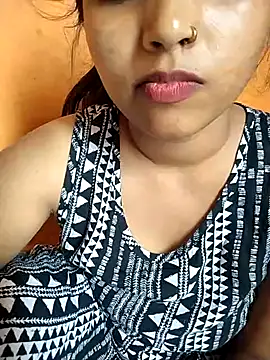 Sexy Divya   online show from 06-21-26, 07:44
