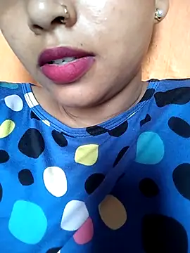 Sexy Divya   online show from 06-30-26, 01:50