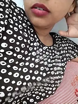 Sexy Divya   online show from 07-24-26, 05:38