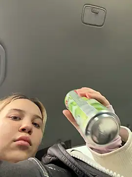 Snapshot of KilianaNoir chatting on 02-27-26, 06:24 KilianaNoir online show from 02-27-26, 06:24