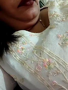 Snapshot of Cutegirl_789 chatting on 11-21-25, 02:38 Cutegirl 789 online show from 11-21-25, 02:38