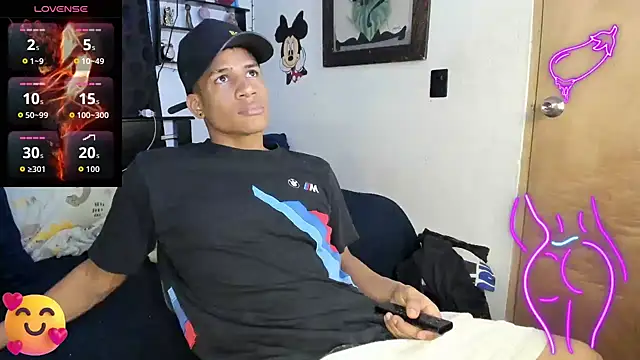 Snapshot of JUANBIGCOCK21CM chatting on 01-06-26, 01:53 JUANBIGCOCK21CM online show from 01-06-26, 01:53