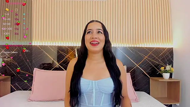 Snapshot of Amy_Leah chatting on 12-19-25, 02:40 Amy Leah online show from 12-19-25, 02:40