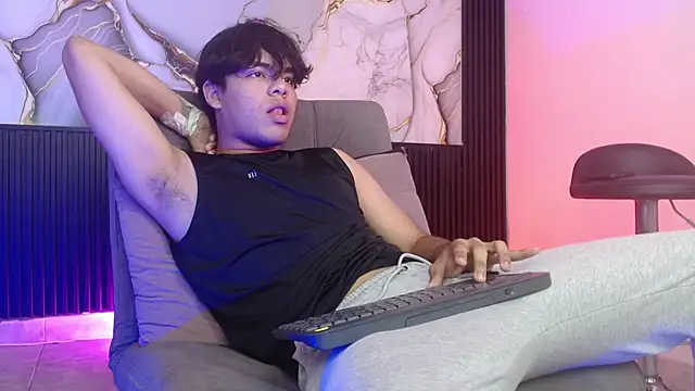 andreh hot online show from 11-09-25, 06:28