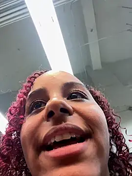 Nicolitalalinda online show from 02-14-26, 04:53