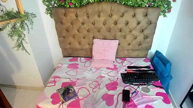 Snapshot of Sasha_Sexxx1 chatting on 07-30-26, 07:13 Sasha Sexxx1 online show from 07-30-26, 07:13