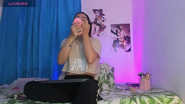 annahotdoll online show from 07-21-26, 11:07