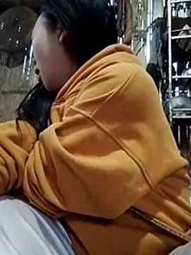 Yumiik2kk online show from 11-26-25, 11:28