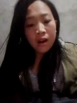 Yumiik2kk online show from 11-28-25, 08:44