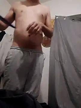 Snapshot of WeakDegree76 chatting on 02-25-26, 01:48 WeakDegree76 online show from 02-25-26, 01:48