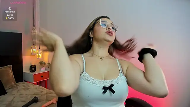 Snapshot of Dakhota_Rouge chatting on 01-11-26, 04:17 Dakhota Rouge online show from 01-11-26, 04:17