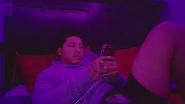 Snapshot of Nando2312 chatting on 11-08-25, 05:40 Nando2312 online show from 11-08-25, 05:40