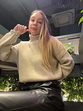 SashaCatt online show from 02-15-26, 07:51