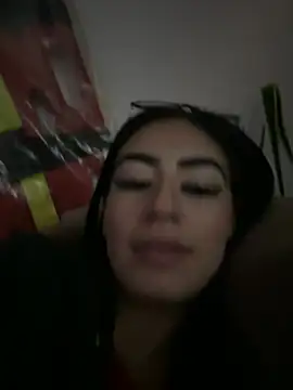 SCARLETT INK  online show from 07-18-26, 04:16