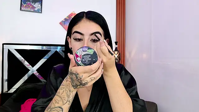 SCARLETT INK  online show from 07-31-26, 12:43