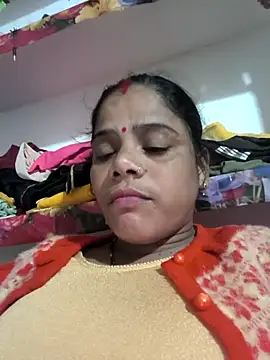 Hot suini online show from 12-17-25, 07:58