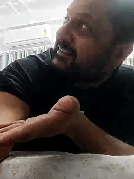 Snapshot of dishant_1686 chatting on 11-08-25, 12:38 dishant 1686 online show from 11-08-25, 12:38