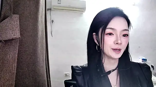 Snapshot of yuanyuan6369 chatting on 11-22-25, 09:41 yuanyuan6369 online show from 11-22-25, 09:41