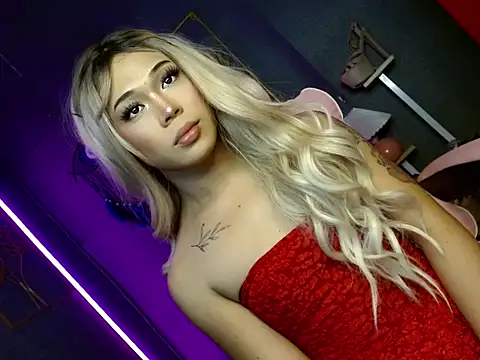 Snapshot of slutty_lauraxxx chatting on 02-13-26, 06:53 slutty lauraxxx online show from 02-13-26, 06:53