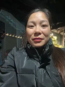 Lyla john online show from 12-14-25, 02:06