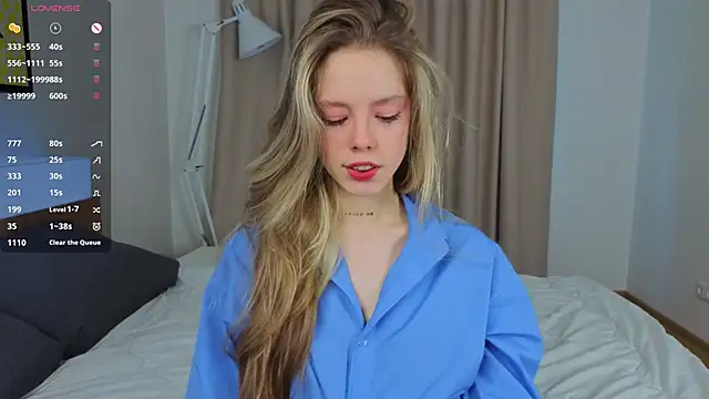 TiffinyMergist online show from 03-08-26, 05:22