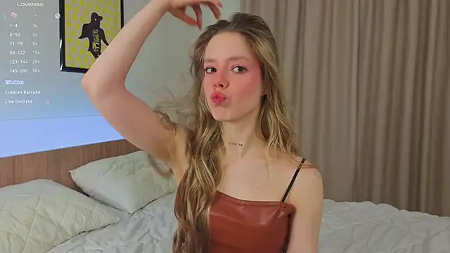 TiffinyMergist online show from 03-15-26, 05:35