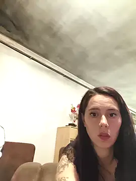 Snapshot of MickNanaa chatting on 12-01-25, 08:52 MickNanaa online show from 12-01-25, 08:52