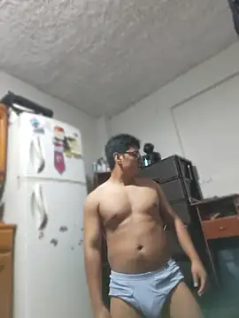 Snapshot of Zack1225 chatting on 03-28-26, 05:07 Zack1225 online show from 03-28-26, 05:07