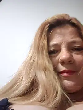 karlaanqui1 online show from 04-27-26, 10:13