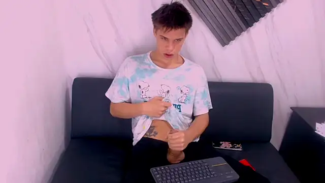 Liam York  online show from 03-30-26, 08:26