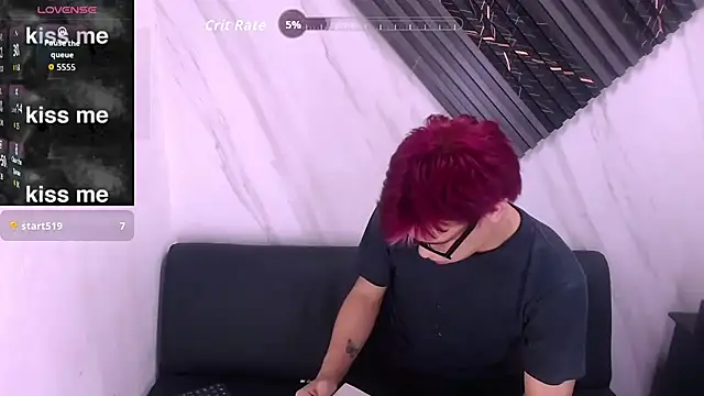 Liam York  online show from 04-25-26, 06:16