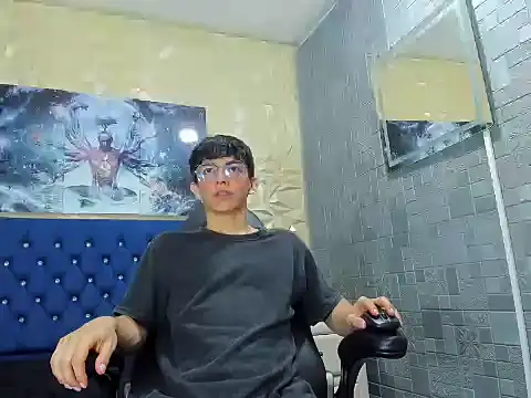 ElanGiraldo online show from 03-06-26, 01:02