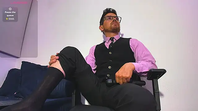 Prince1 dark online show from 11-30-25, 05:55