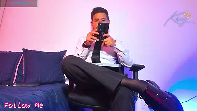 Snapshot of Prince1_dark chatting on 01-13-26, 05:02 Prince1 dark online show from 01-13-26, 05:02