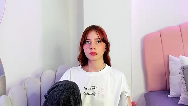 scarlett smith 3 online show from 11-24-25, 03:17