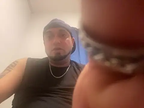 Snapshot of juicythickclit69 chatting on 03-13-26, 03:29 juicythickclit69 online show from 03-13-26, 03:29