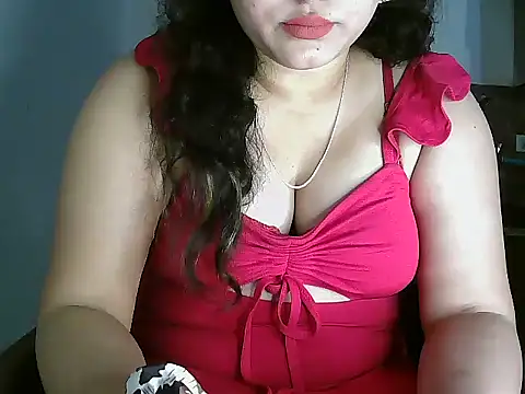 Snapshot of shreya_saxena_01 chatting on 03-01-26, 06:15 shreya saxena 01 online show from 03-01-26, 06:15