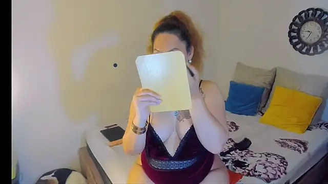 Snapshot of hotcassy chatting on 02-17-26, 07:49 hotcassy online show from 02-17-26, 07:49