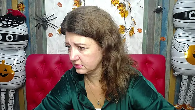Snapshot of RoseHille chatting on 11-16-25, 06:08 RoseHille online show from 11-16-25, 06:08