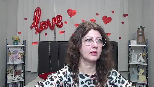 RoseHille online show from 03-28-26, 06:13