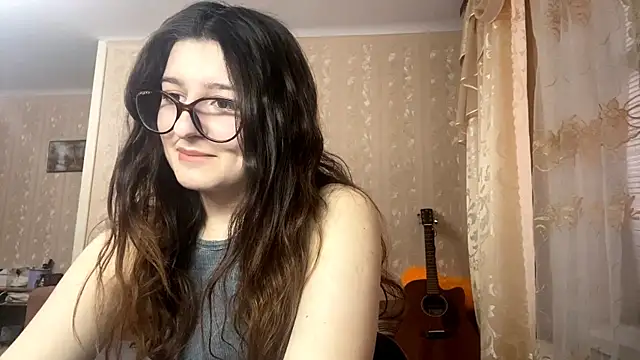 Snapshot of DonnieBooton chatting on 11-12-25, 01:11 DonnieBooton online show from 11-12-25, 01:11