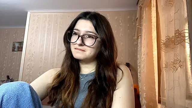 Snapshot of DonnieBooton chatting on 11-19-25, 01:11 DonnieBooton online show from 11-19-25, 01:11